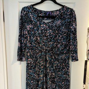 Seraphine - Knot Front Maternity Dress w/ Keyhole detail